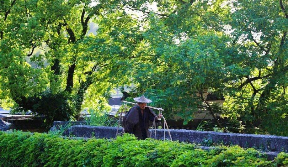 探索发展蓝色债券 促进海洋经济可持续发展