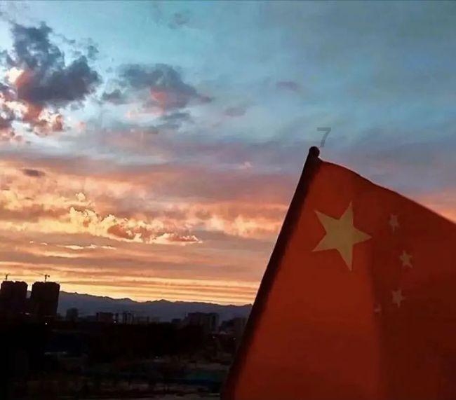 中考满分作文：《那一刻，我读懂了》